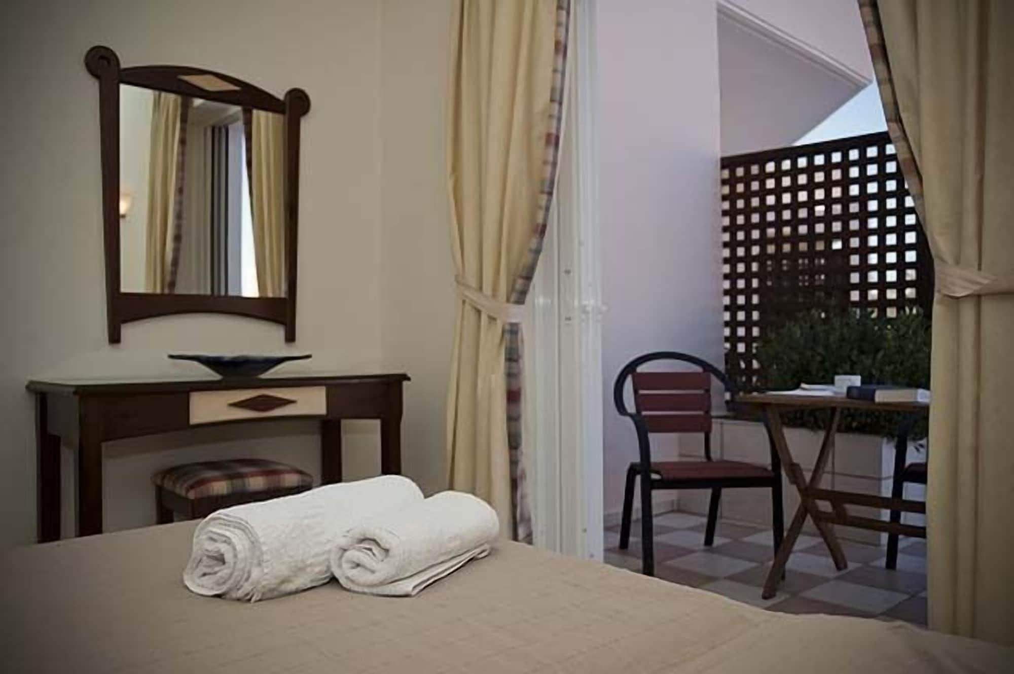 Hotel Caretta Beach Gerani  Екстер'єр фото