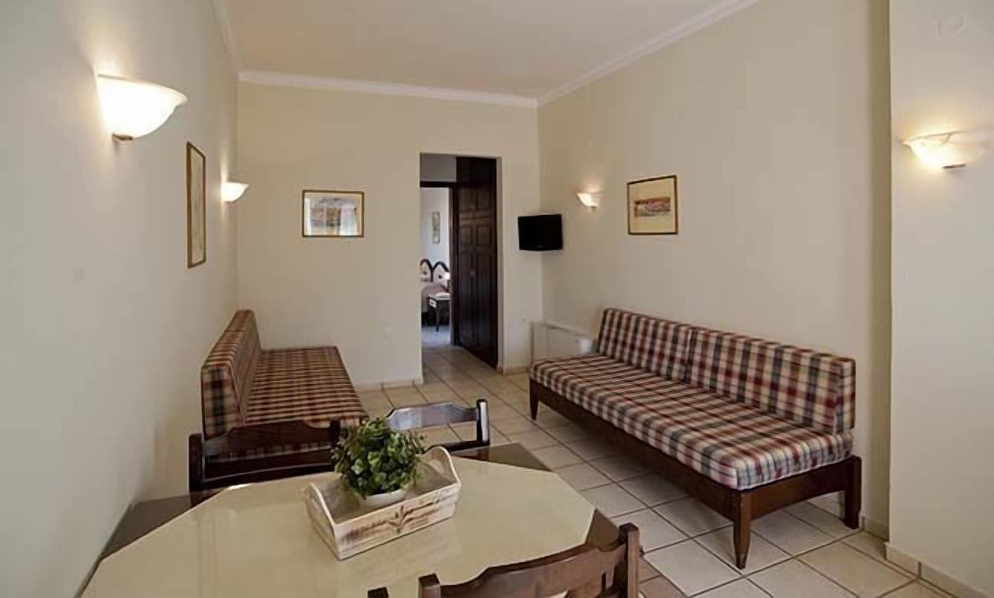 Hotel Caretta Beach Gerani  Екстер'єр фото