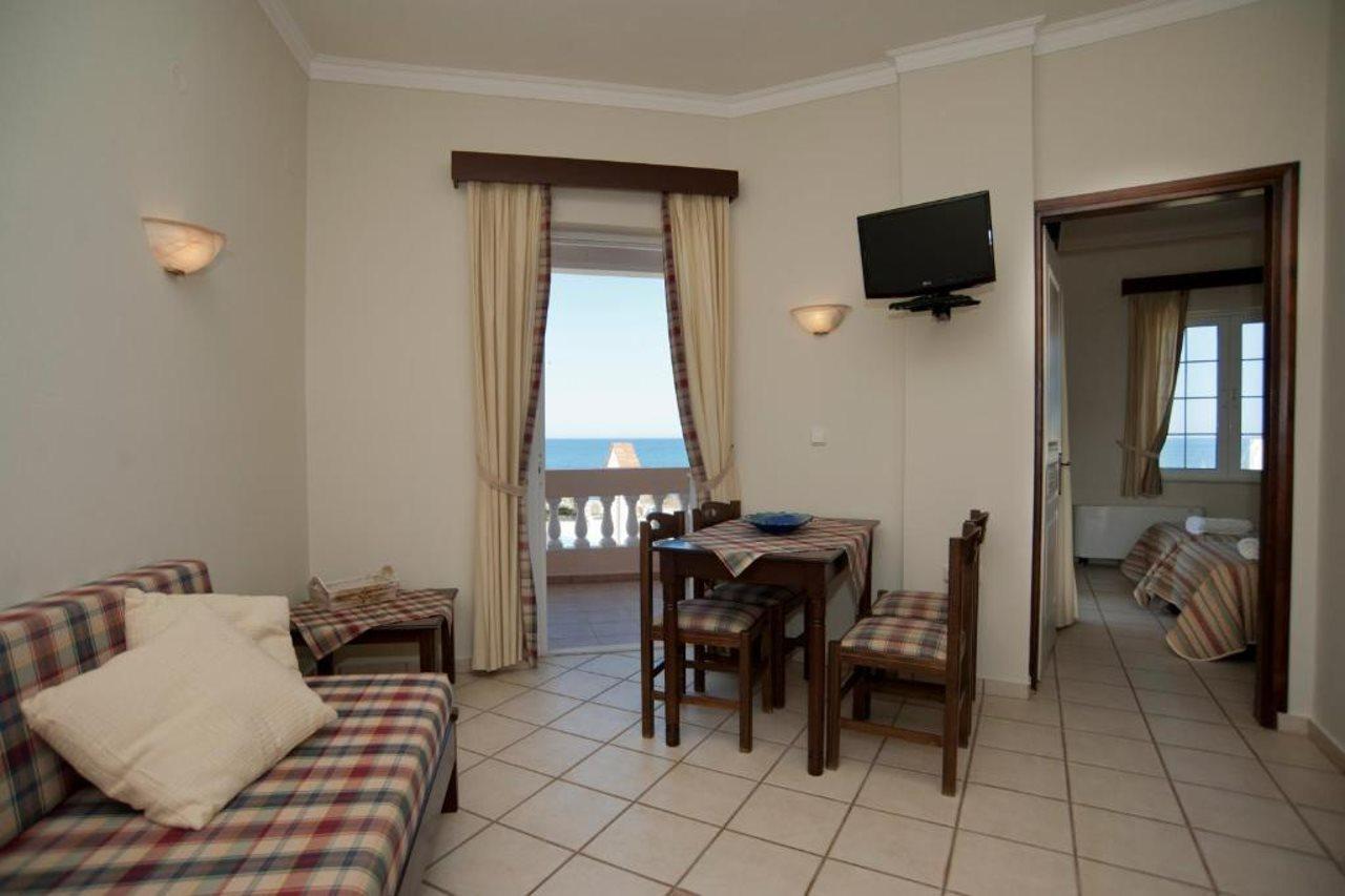 Hotel Caretta Beach Gerani  Екстер'єр фото