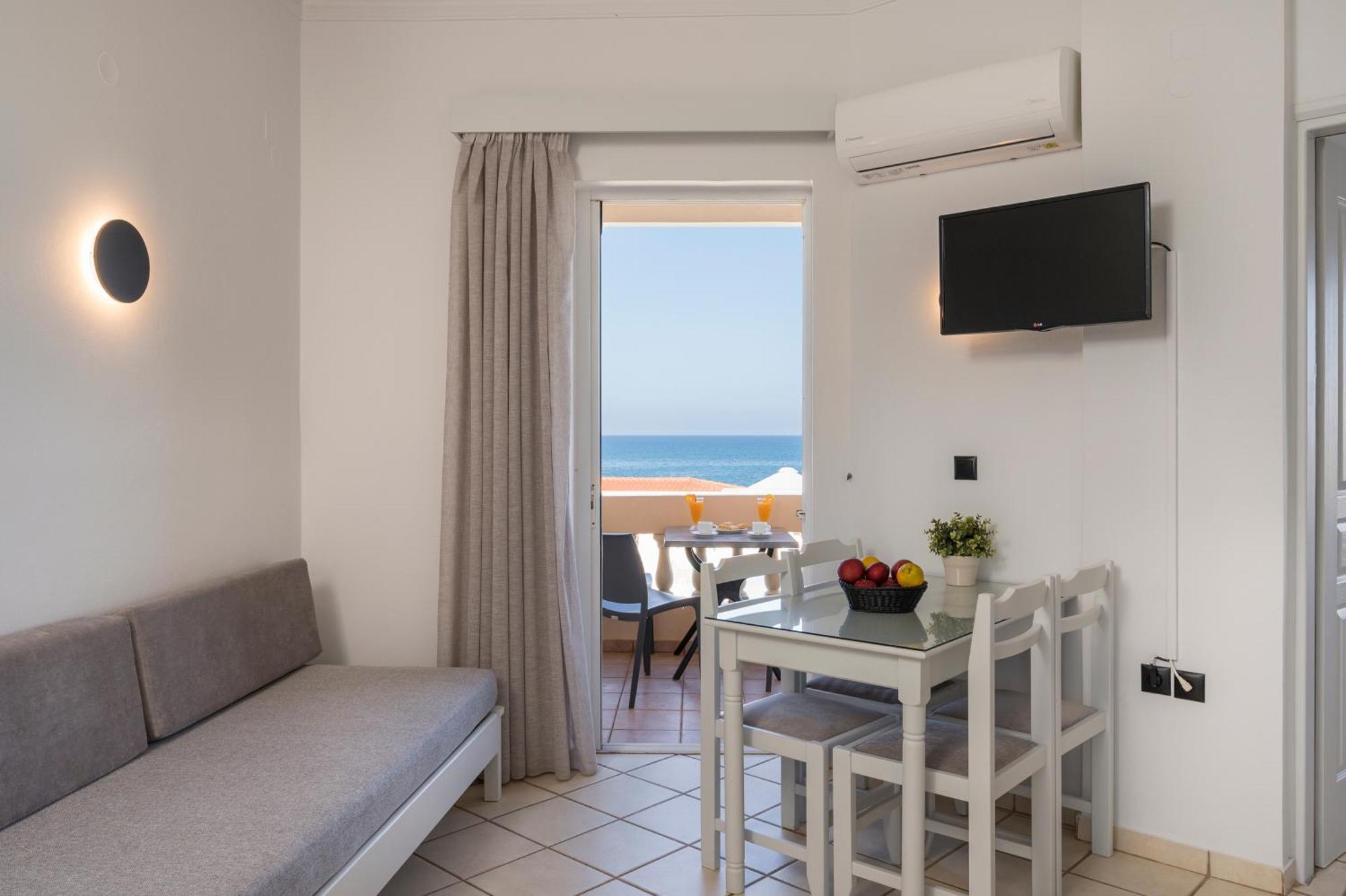 Hotel Caretta Beach Gerani  Екстер'єр фото
