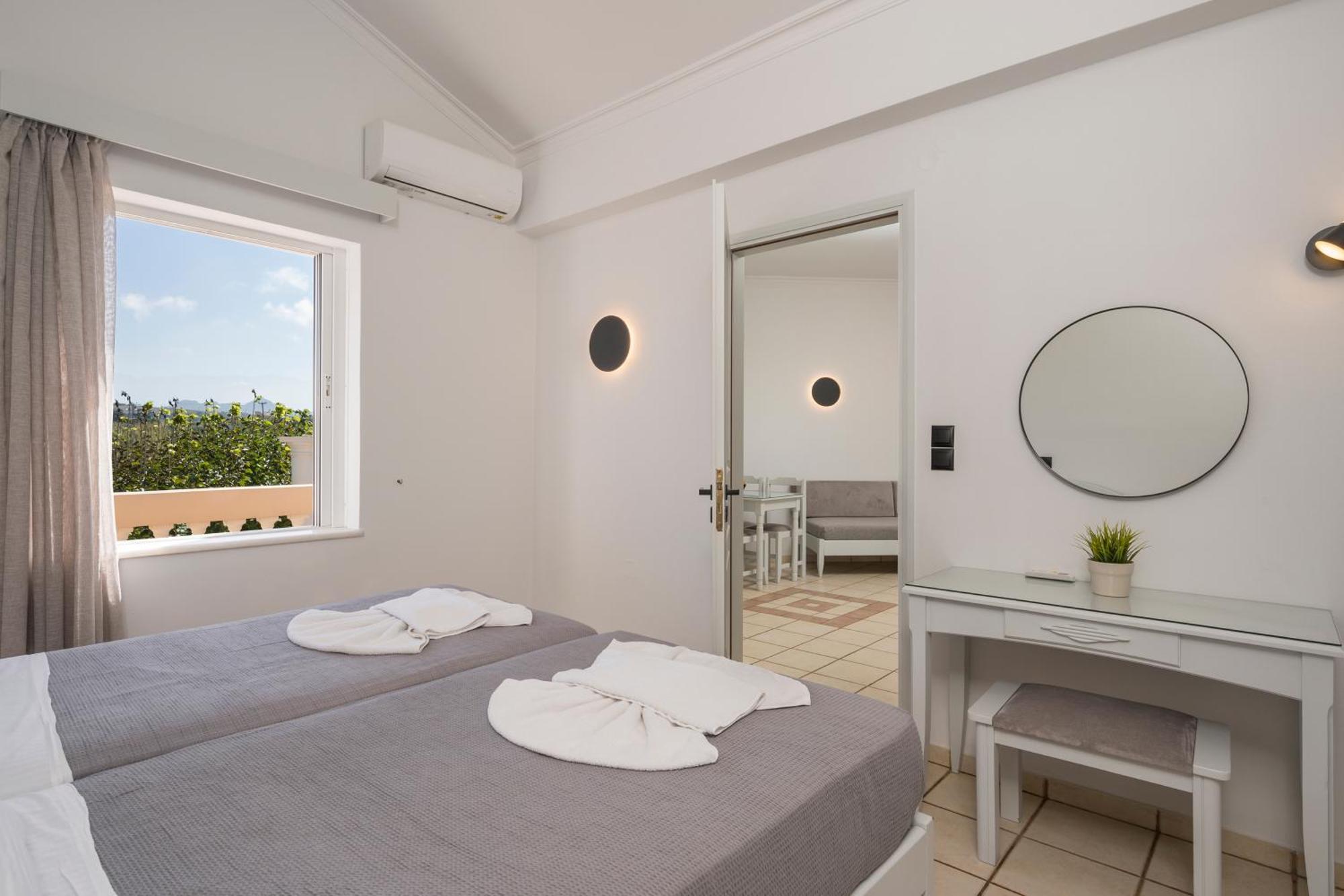 Hotel Caretta Beach Gerani  Екстер'єр фото